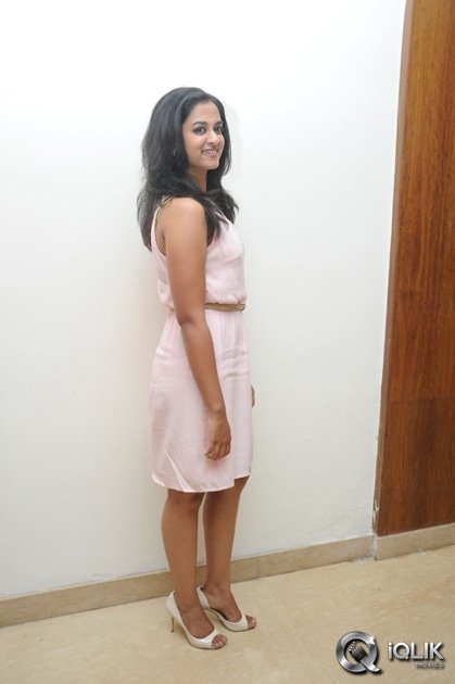 Nanditha-at-Lovers-Movie-Platinum-Disc-Function